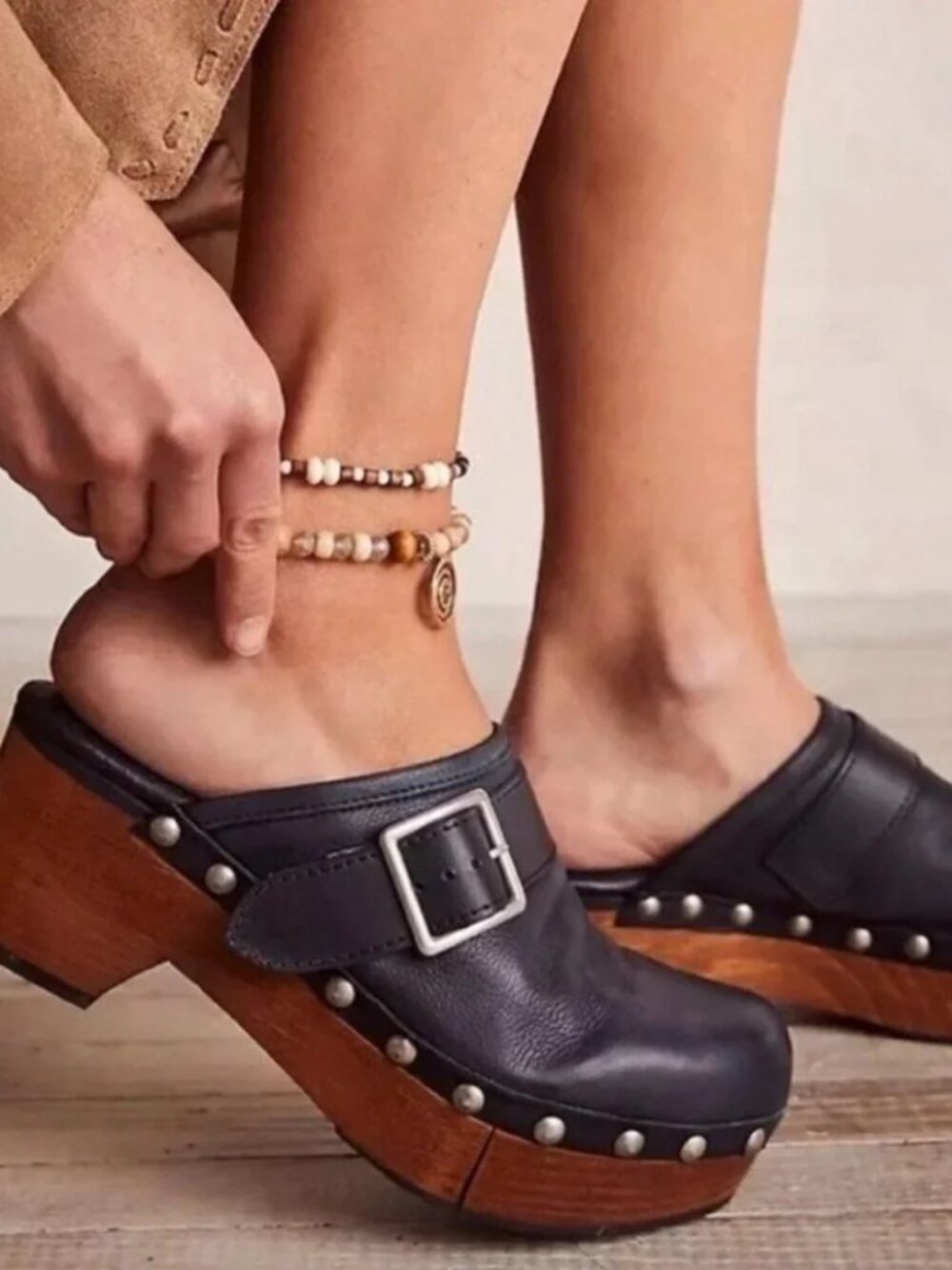 Free People Culver City Wooden Black Platform Clogs Size 40 EU 10 US